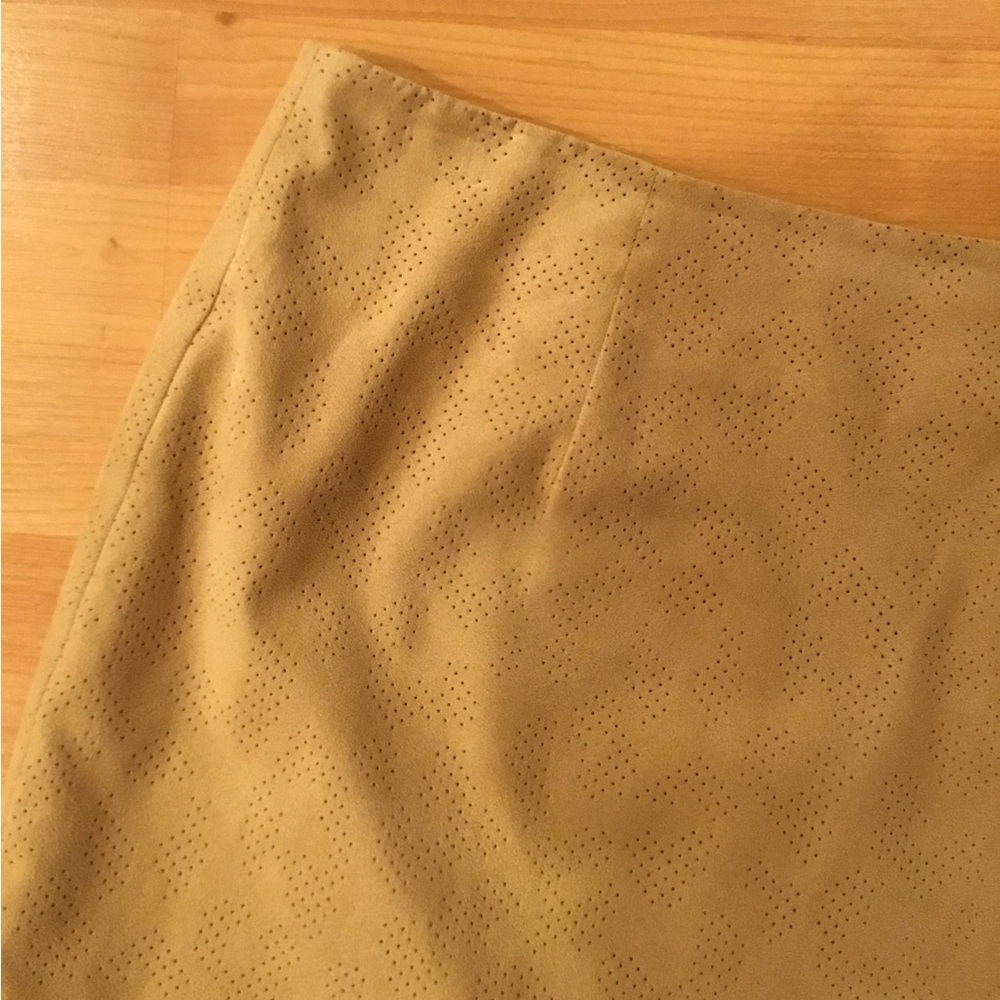 Chicos suede skirt. Knee length